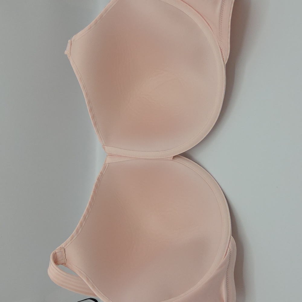 42 DDD Playtex Secrets Perfectly Smooth Underwire Bra - Picture 8 of 10